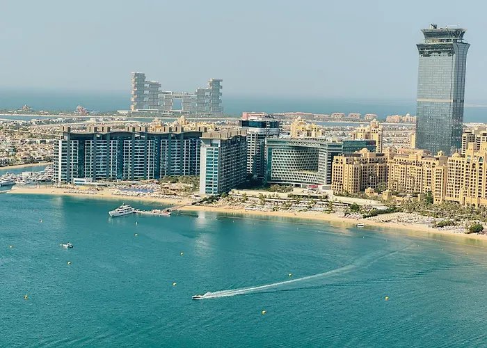 Stunning Beachfront 1Br Apartment In Palm Jumeirah By Aya Boutique