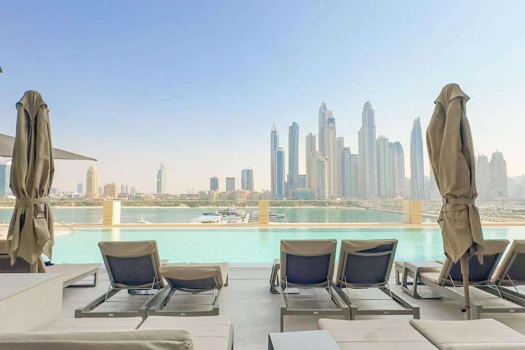 Stunning Beachfront 1br In Palm Jumeirah By Aya Boutique